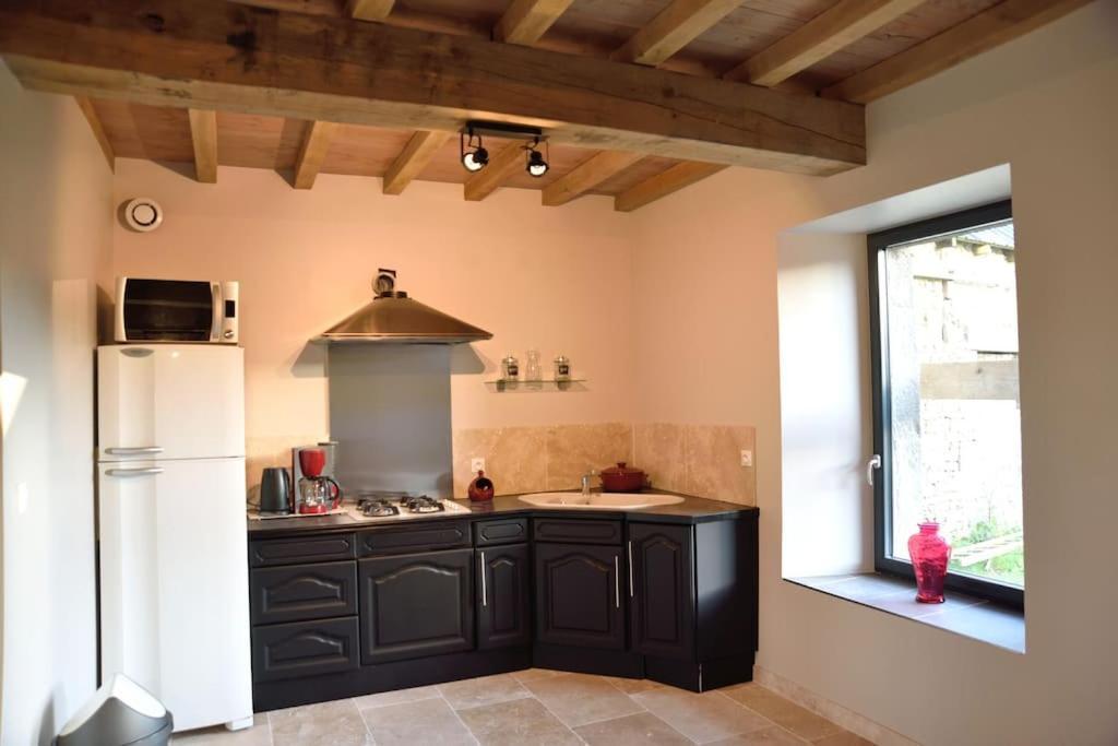 Gite A La Ferme, Au Coeur Du Mene Laurenan Luaran gambar